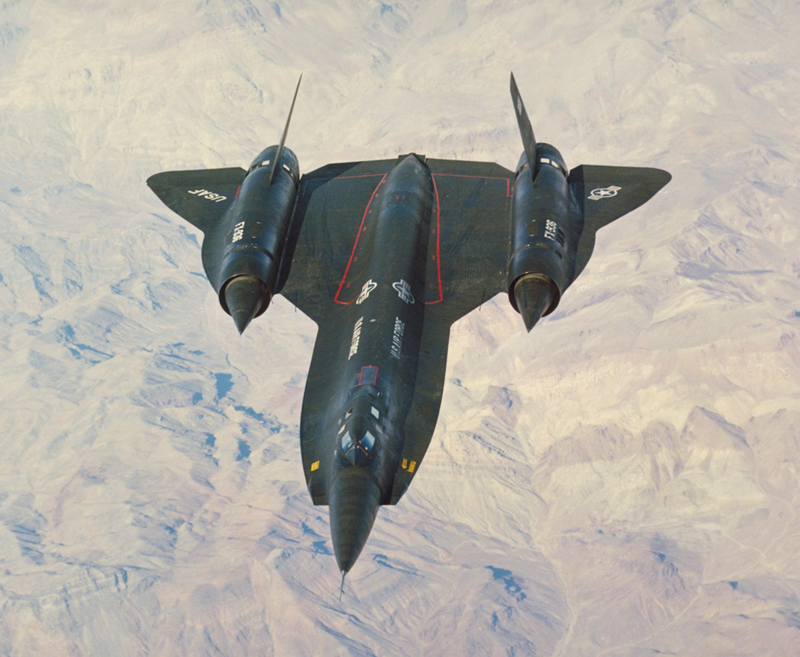 Illustration for article titled Rare photos of the SR-71 Blackbird show its amazing history
